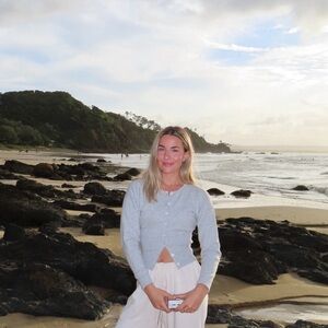 Meet your Posher, Emma